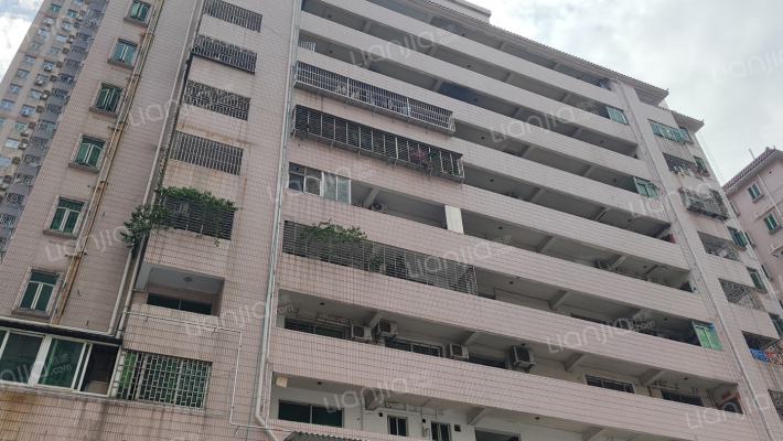 升平住宅楼外景图