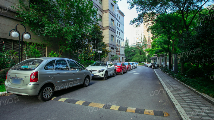 兆丰花园外景图