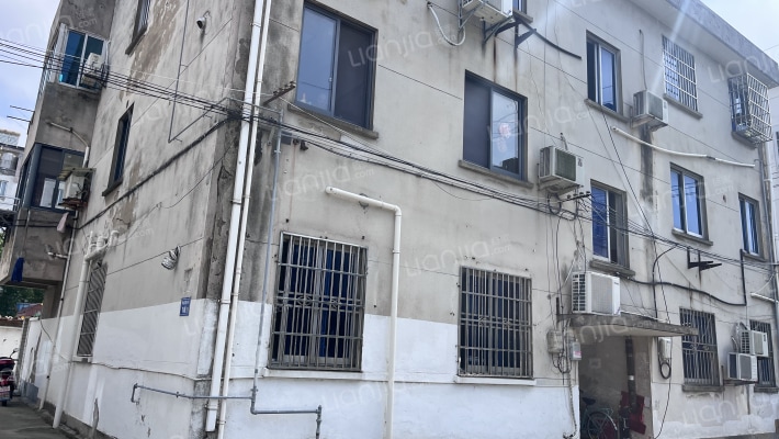 学校路22号外景图