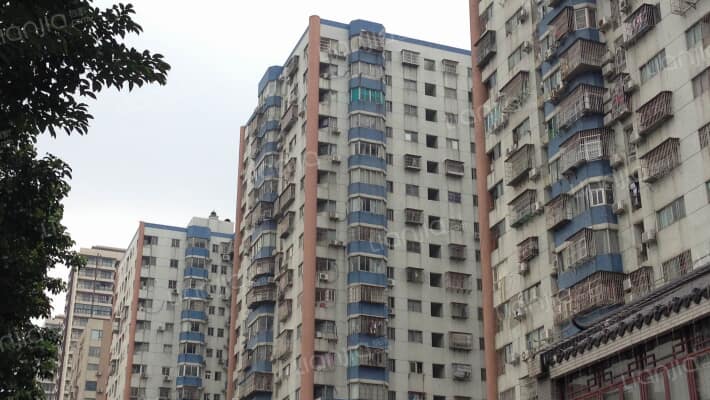 龙城花园外景图