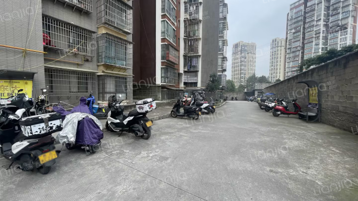 西瓜村小区外景图