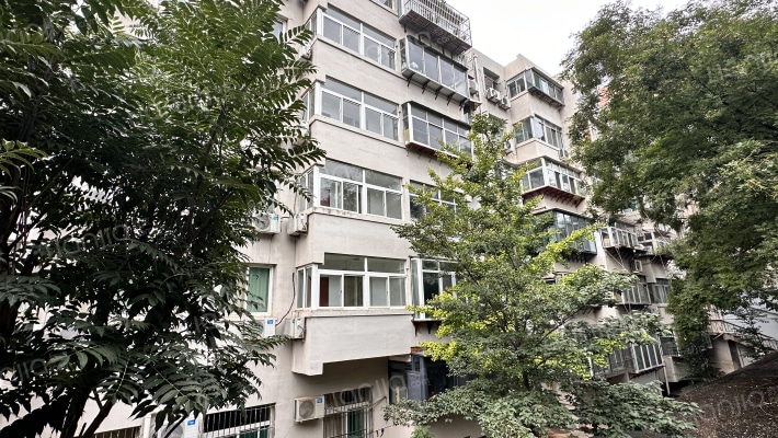 山东司法警官职业学院宿舍外景图