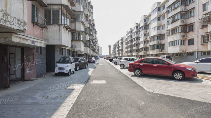 裕农公寓外景图