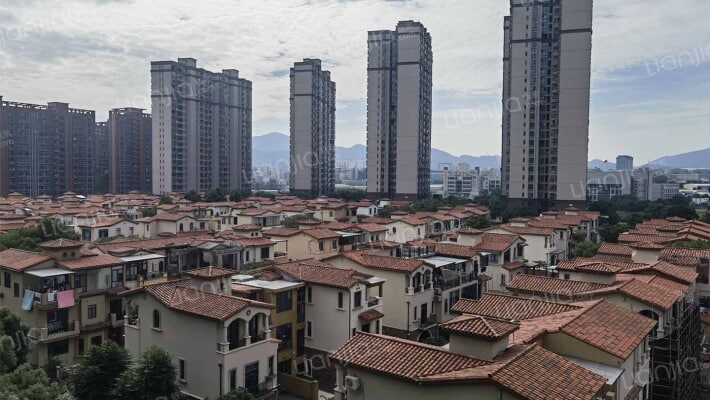 新世纪领居A区外景图