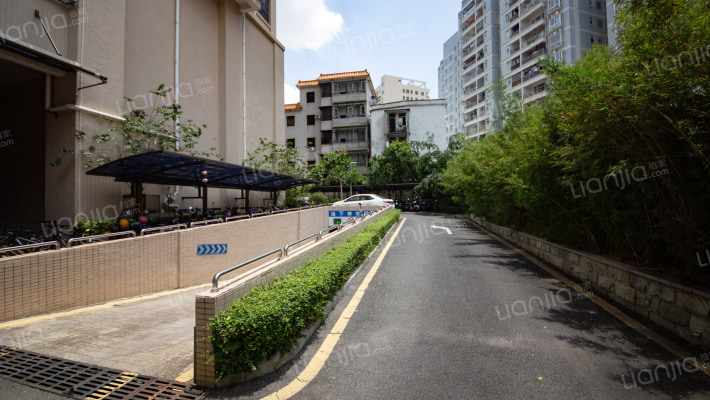 华宇新天大厦外景图