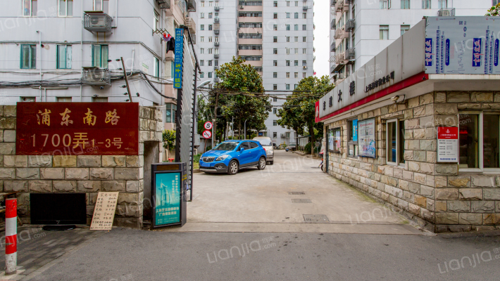 东港公寓外景图