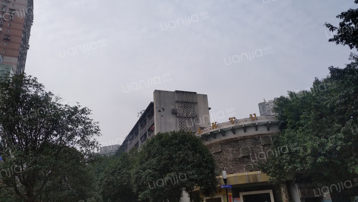 小龙坎正街118号外景图