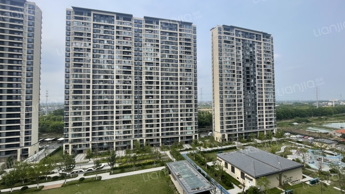 春和景庭外景图