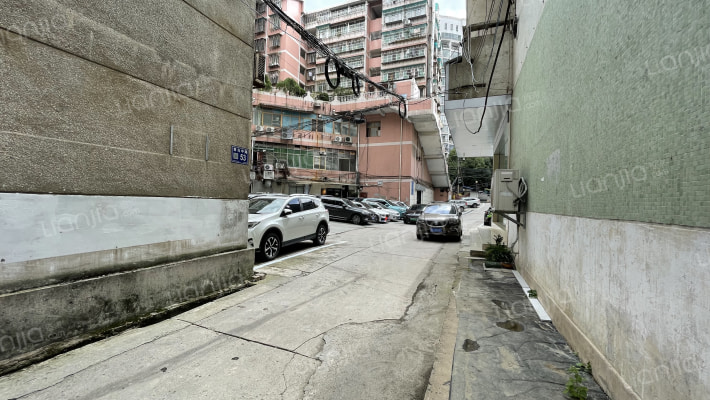 贵乌中路53号外景图