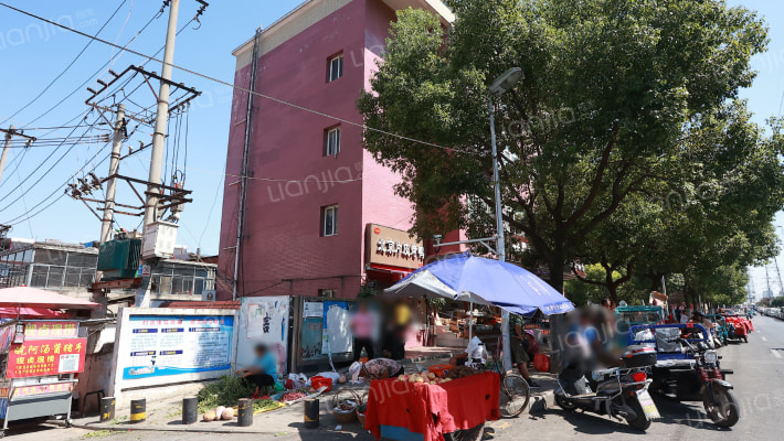 马岗社区恢复楼外景图