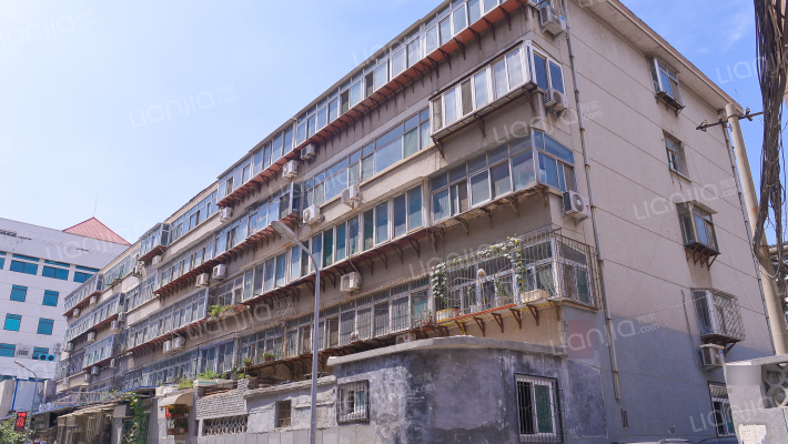 英雄山路89号外景图