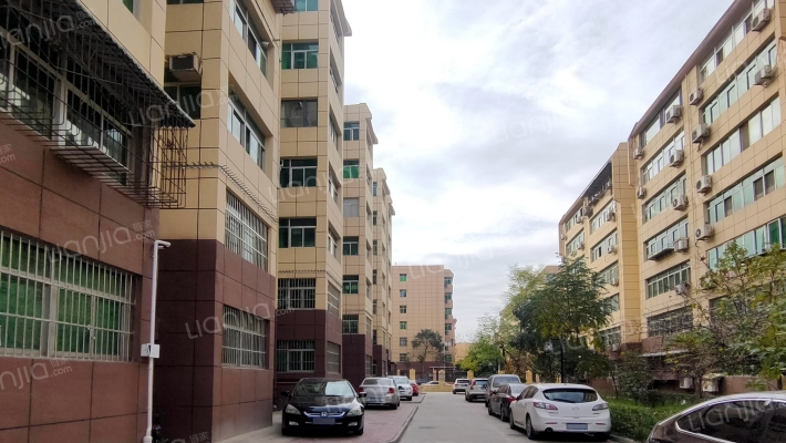 未央国税局家属院外景图