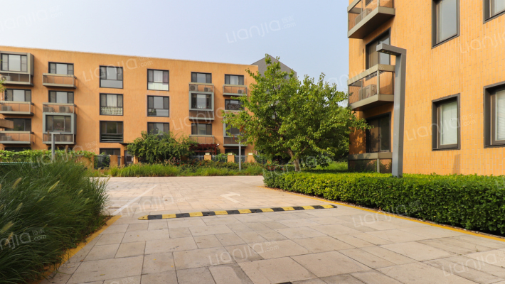 渤龙观湖湾外景图