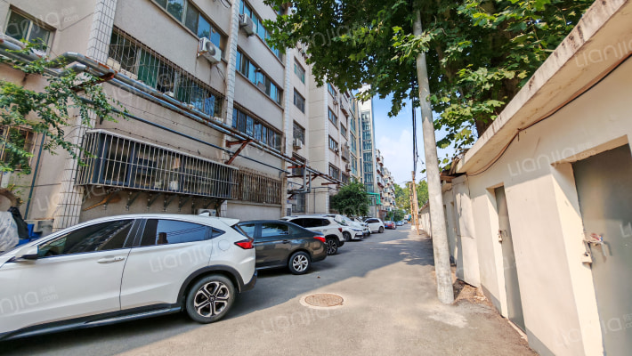 历山路72号外景图