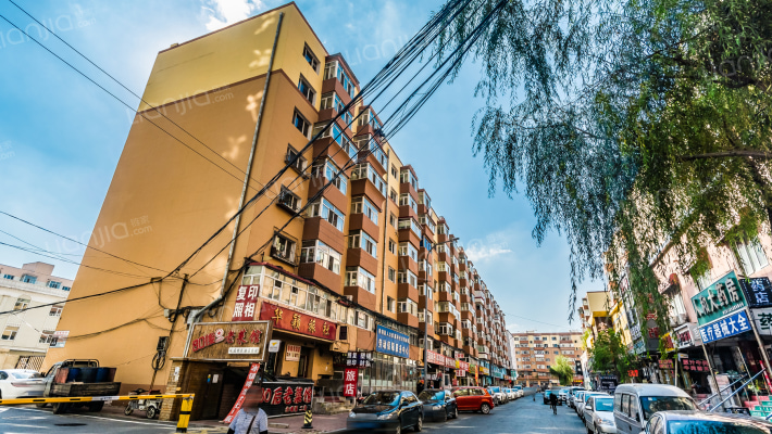 西骑兵街外景图