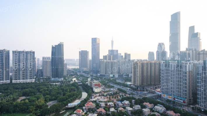 珠江别墅外景图