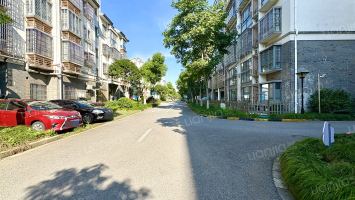 鹅湖一号花园外景图