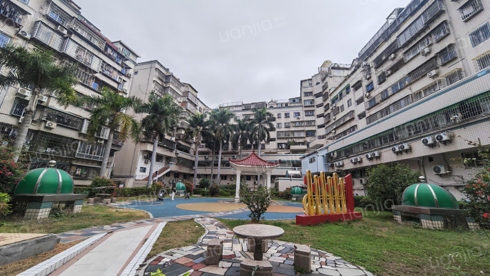 华孚花园外景图