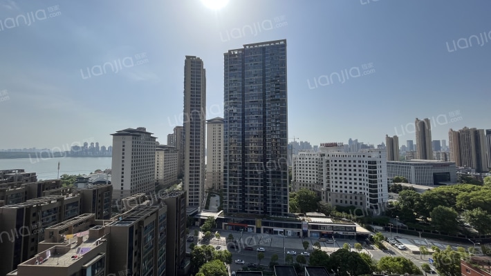 保利大都会尚湖外景图