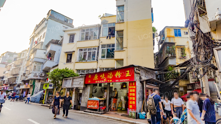 横枝岗路外景图