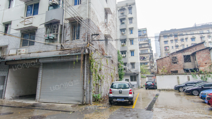 教委宿舍外景图