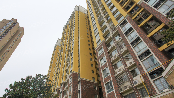 绿洲花园3号院外景图