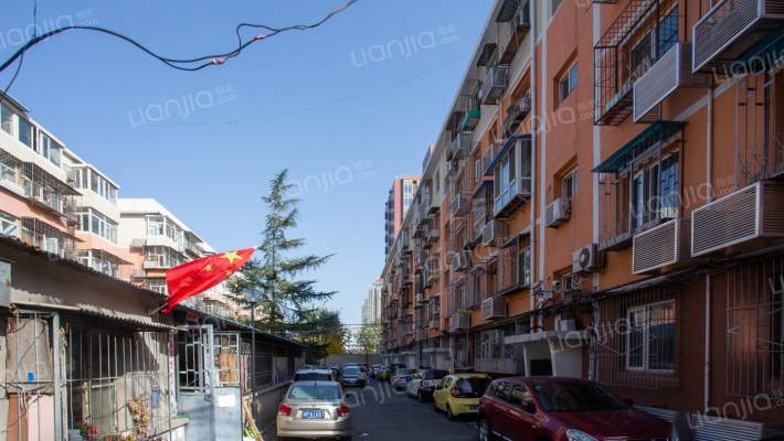 砂轮厂宿舍外景图