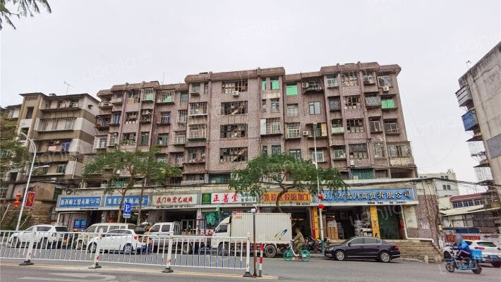 新华玻璃厂综合楼外景图