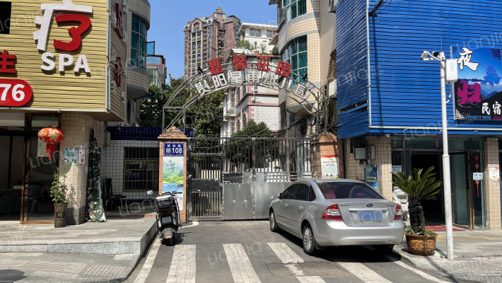 嘉馨花园外景图