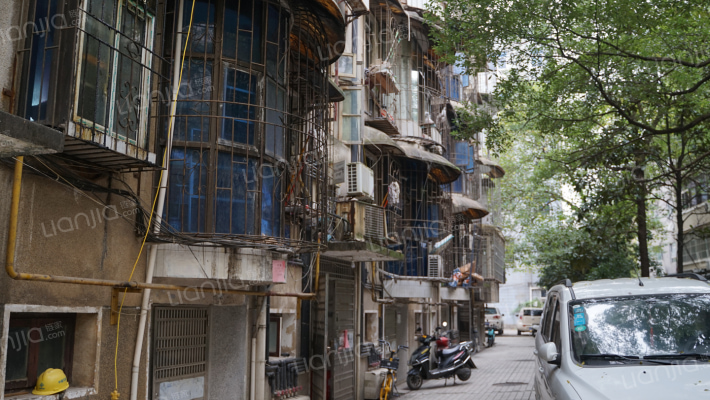 保险公司宿舍外景图