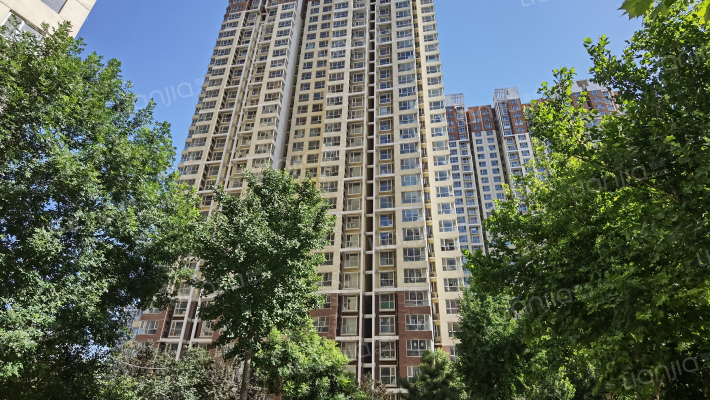 都市怡景小区外景图