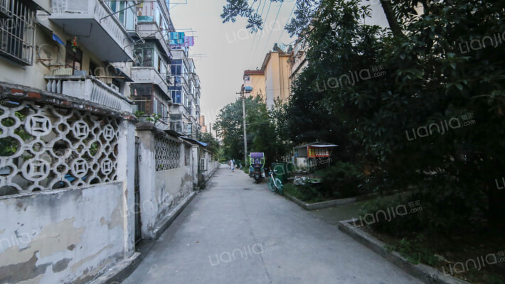 廉泉小区外景图