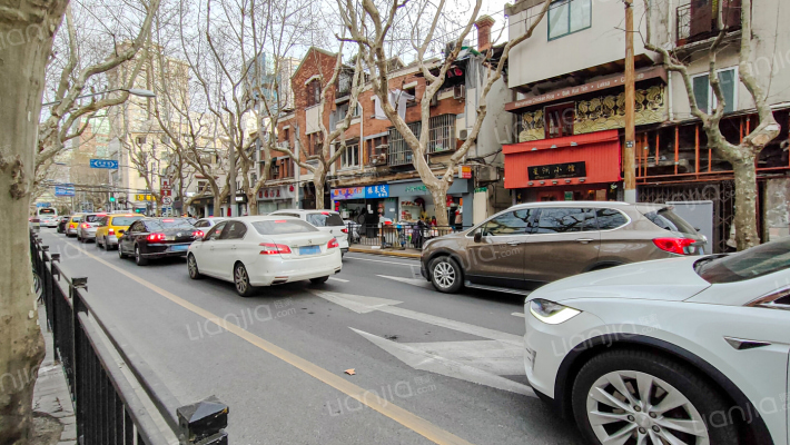 建国中路65弄外景图