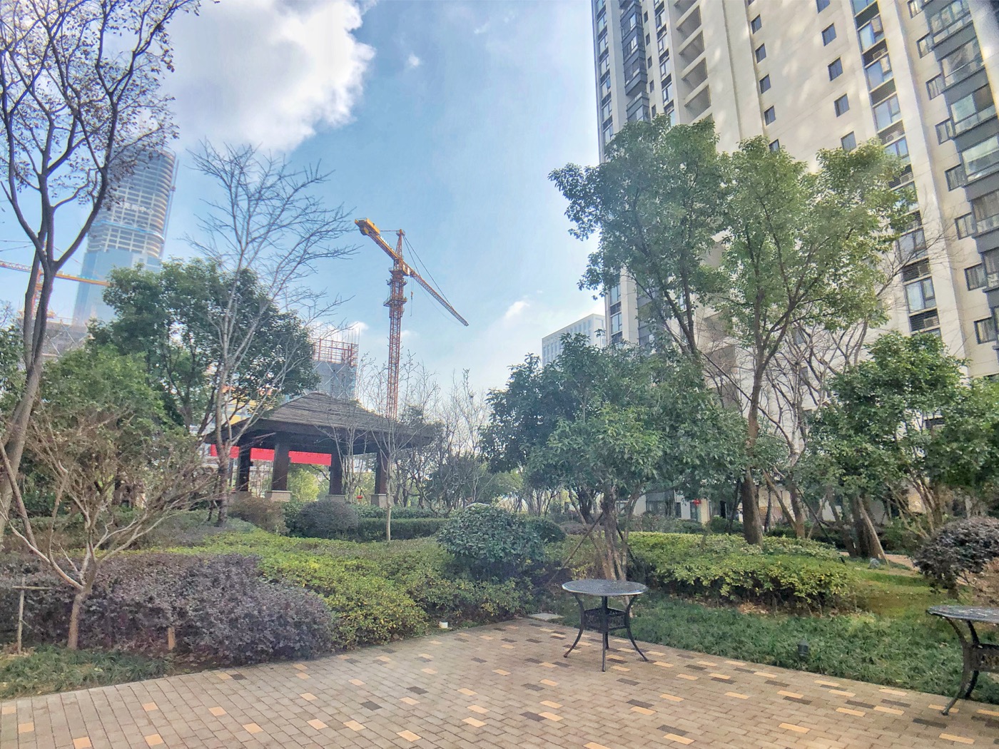 合景瑜翠园小区实景 3