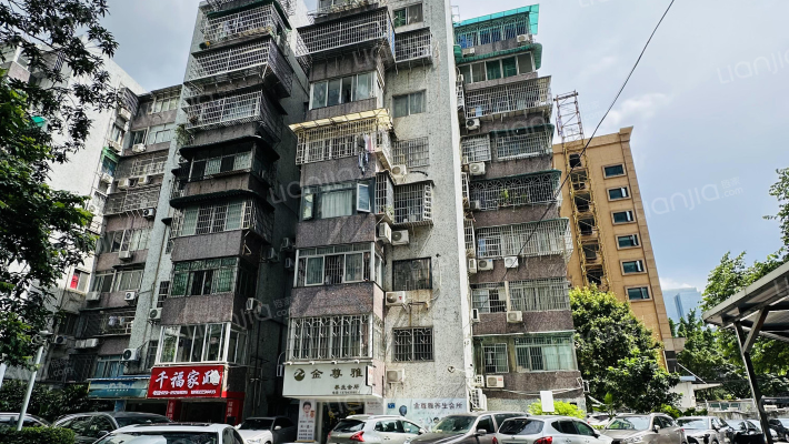 华苑大厦外景图