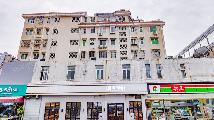 雨花公寓外景图