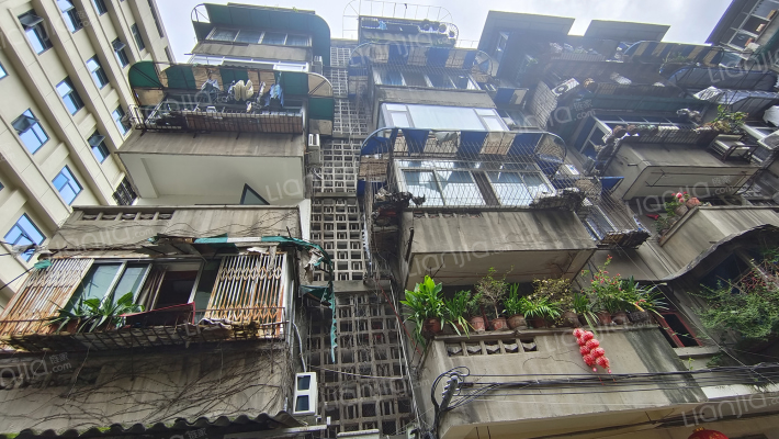 锣锅巷31号外景图