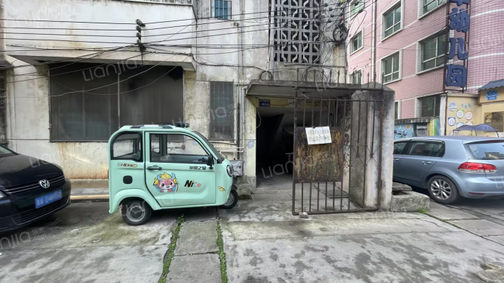 周五井路38号外景图