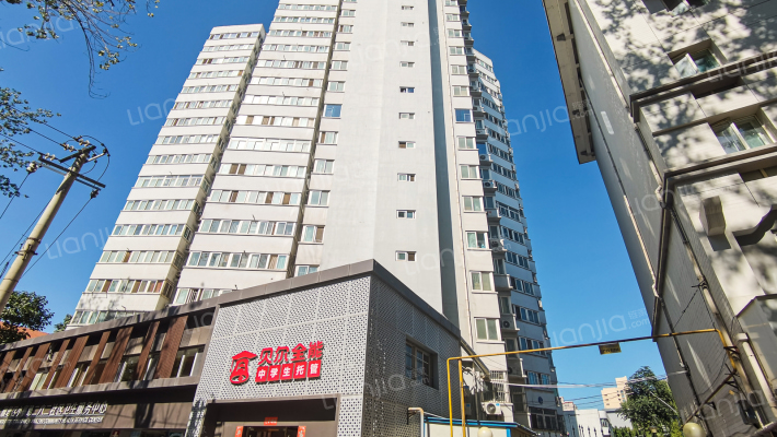 西安核仪器厂东家属院外景图