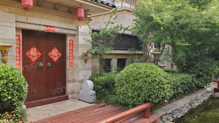 天山熙湖澜岸外景图