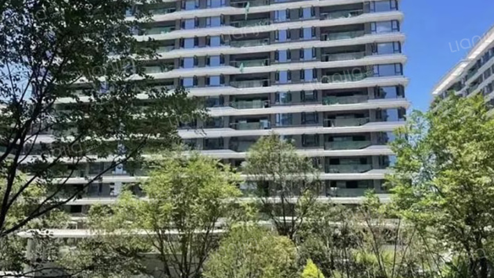 麓湖熙华天玺南区外景图