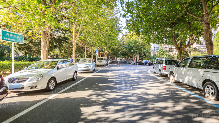 高邮湖路外景图