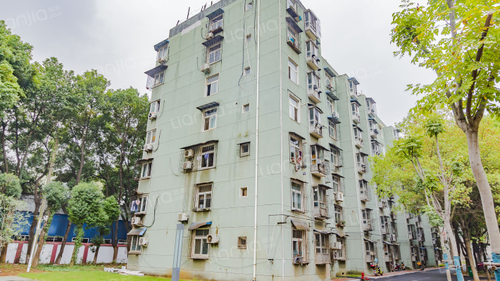 湖北省广播电视大学教师宿舍外景图