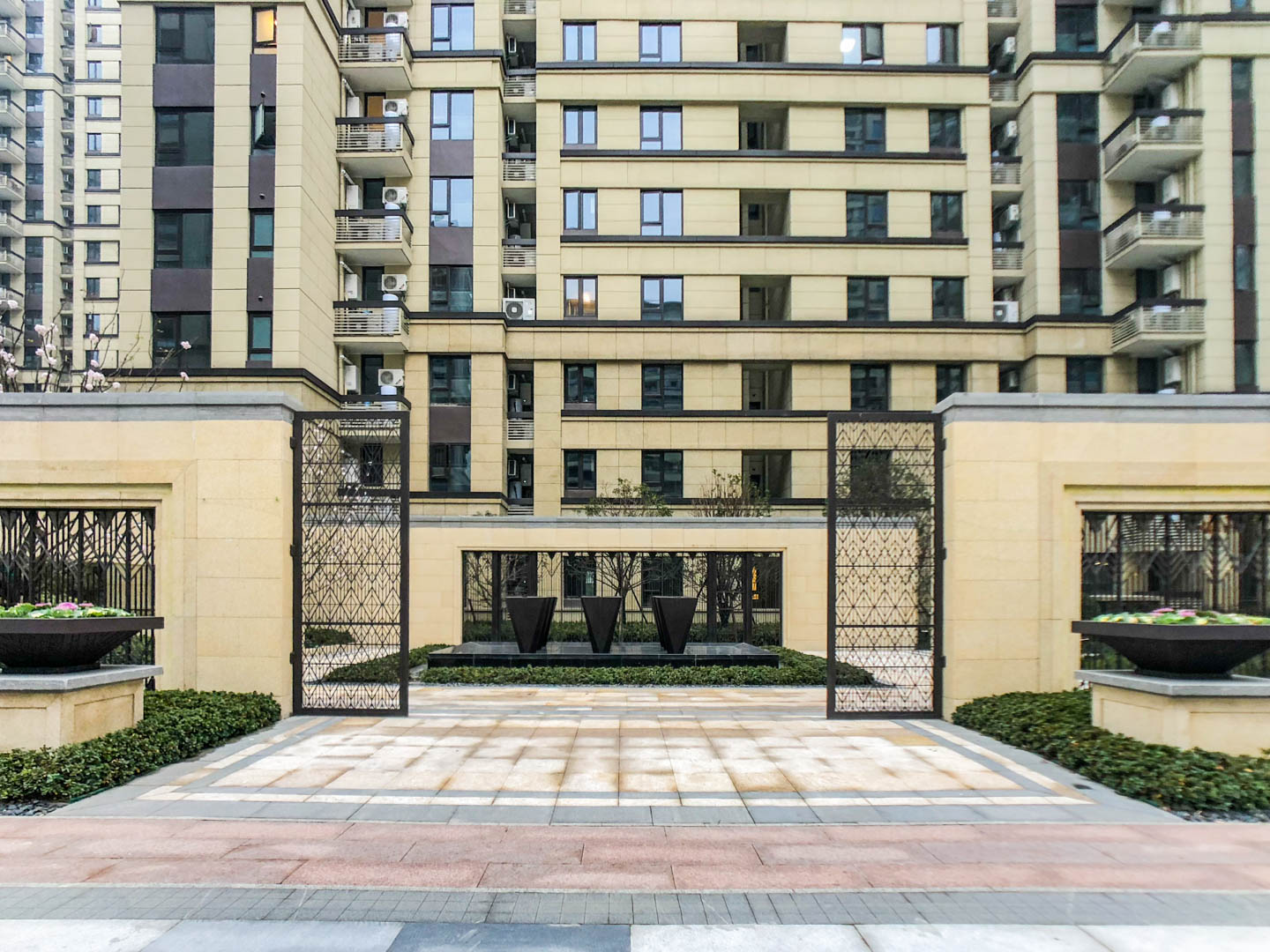 Chunqiu Huating compound photo 5