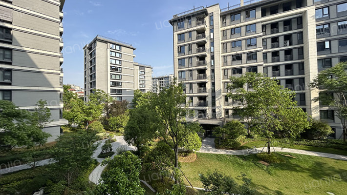 溪谷岚湾外景图