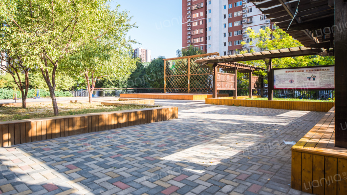 北辰福第中区外景图