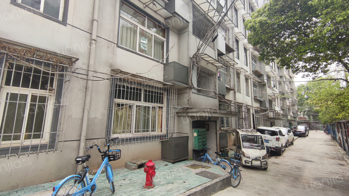滨港路外景图