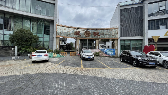 藏珑小区外景图