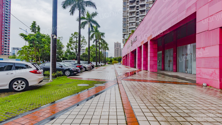 金润东方公寓外景图