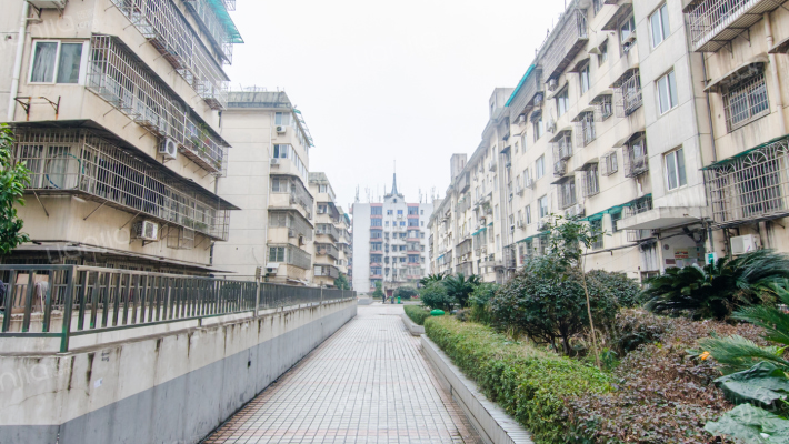 海威大厦外景图